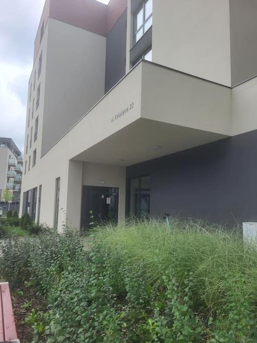 Olive Tree Apartment - Klimatyzacja - Air Conditioning-Self-Check-In كاتوفيتسه المظهر الخارجي الصورة