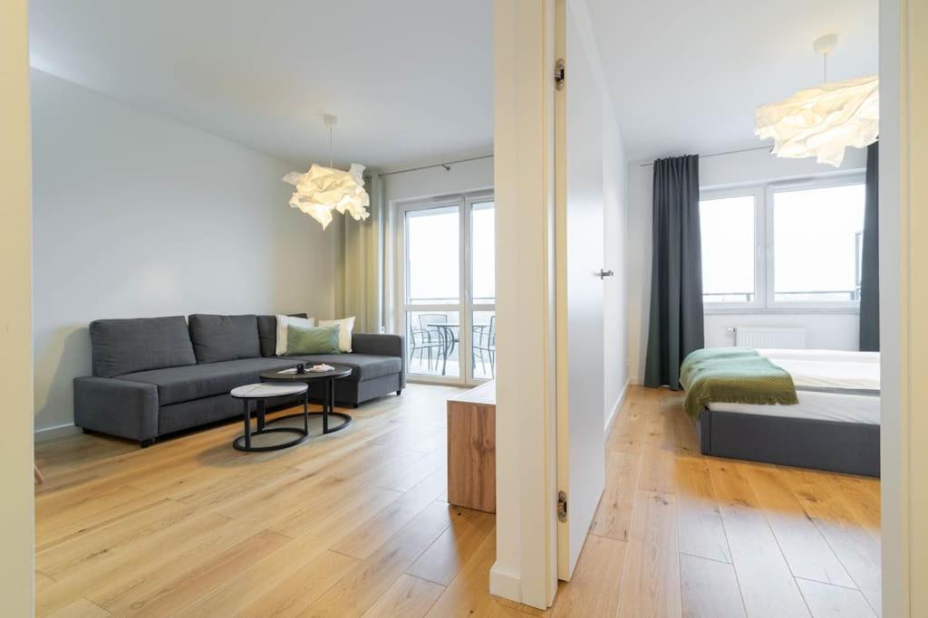 Olive Tree Apartment - Klimatyzacja - Air Conditioning-Self-Check-In كاتوفيتسه المظهر الخارجي الصورة